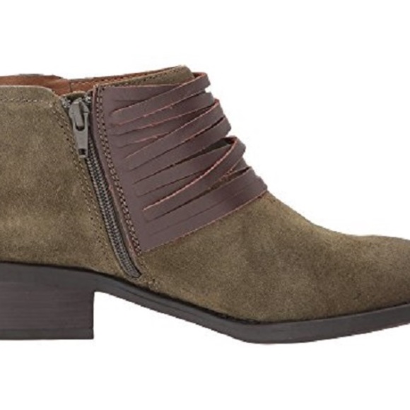 COMFORTIVA LEATHER ANKLE BOOTS,  SIZE 9W, OLIVE, NIB - Picture 4 of 8